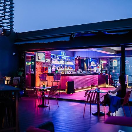Luxe Suite At Bcct - Bgc'S Prime Studio - Gym, Infinity Pool With Breathtaking Skyline View Taguig Exterior photo