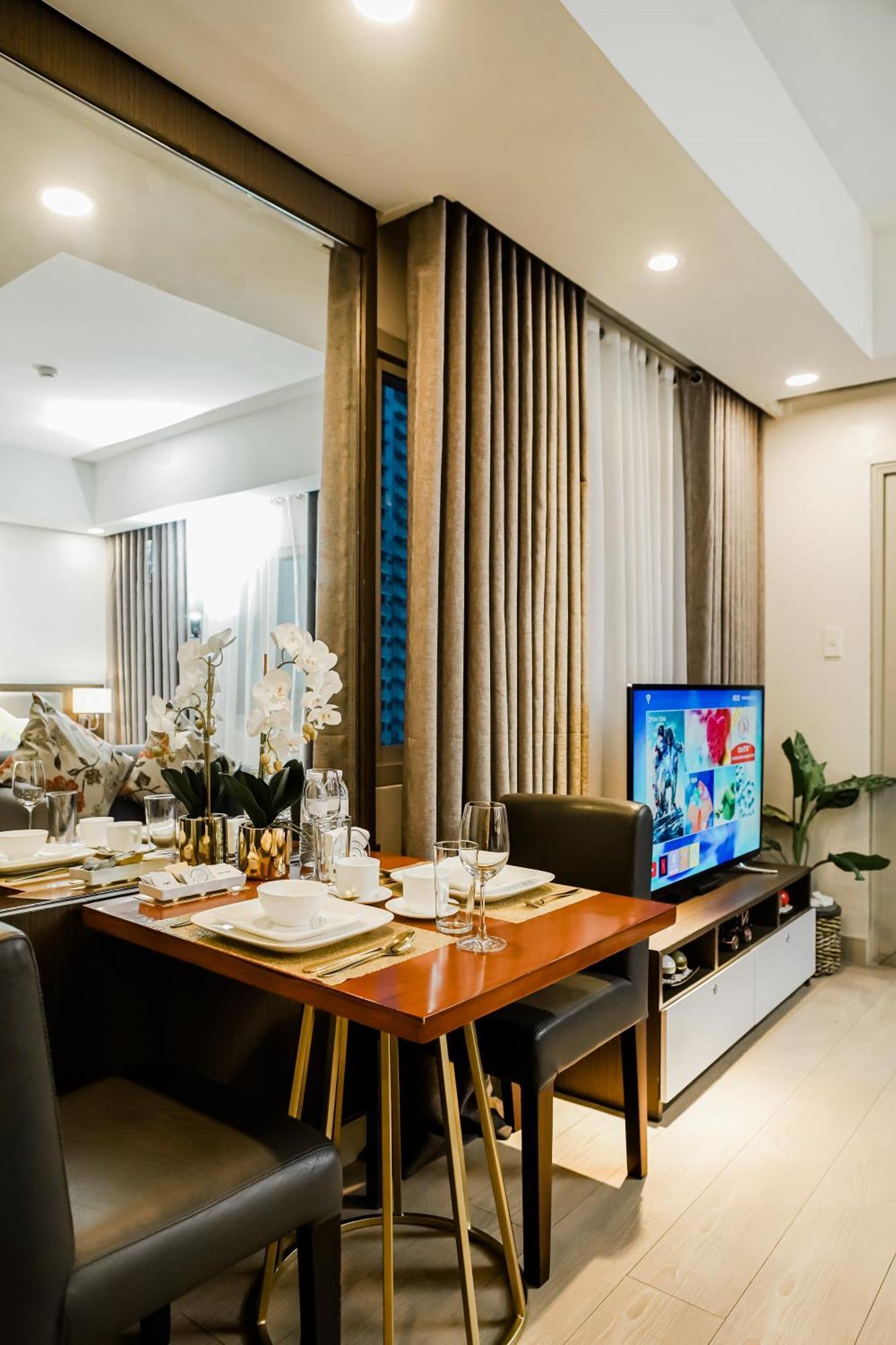 Luxe Suite At Bcct - Bgc'S Prime Studio - Gym, Infinity Pool With Breathtaking Skyline View Taguig Exterior photo